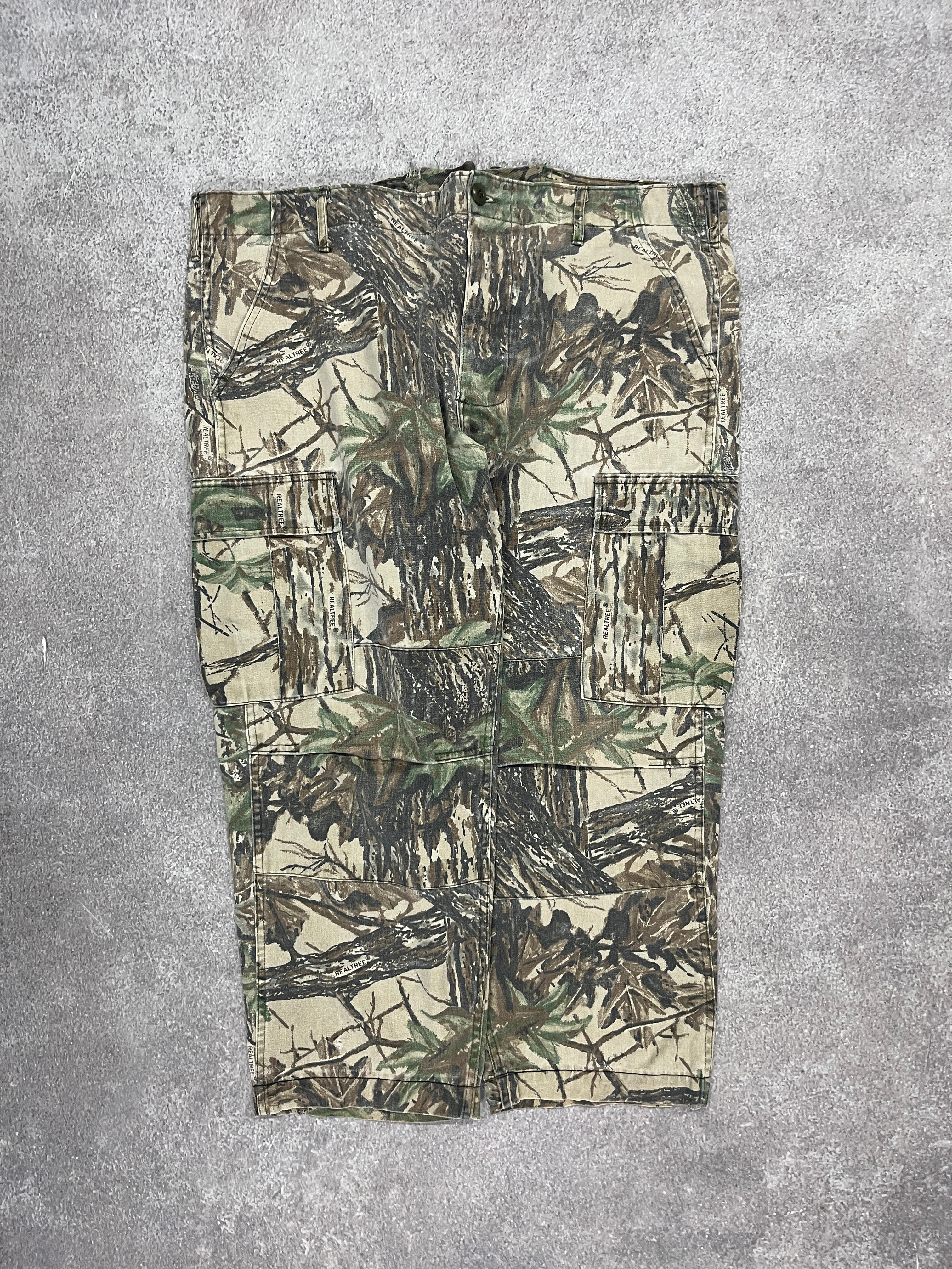 Vintage Forest Pants Camo  // W41 L26 - RHAGHOUSE VINTAGE