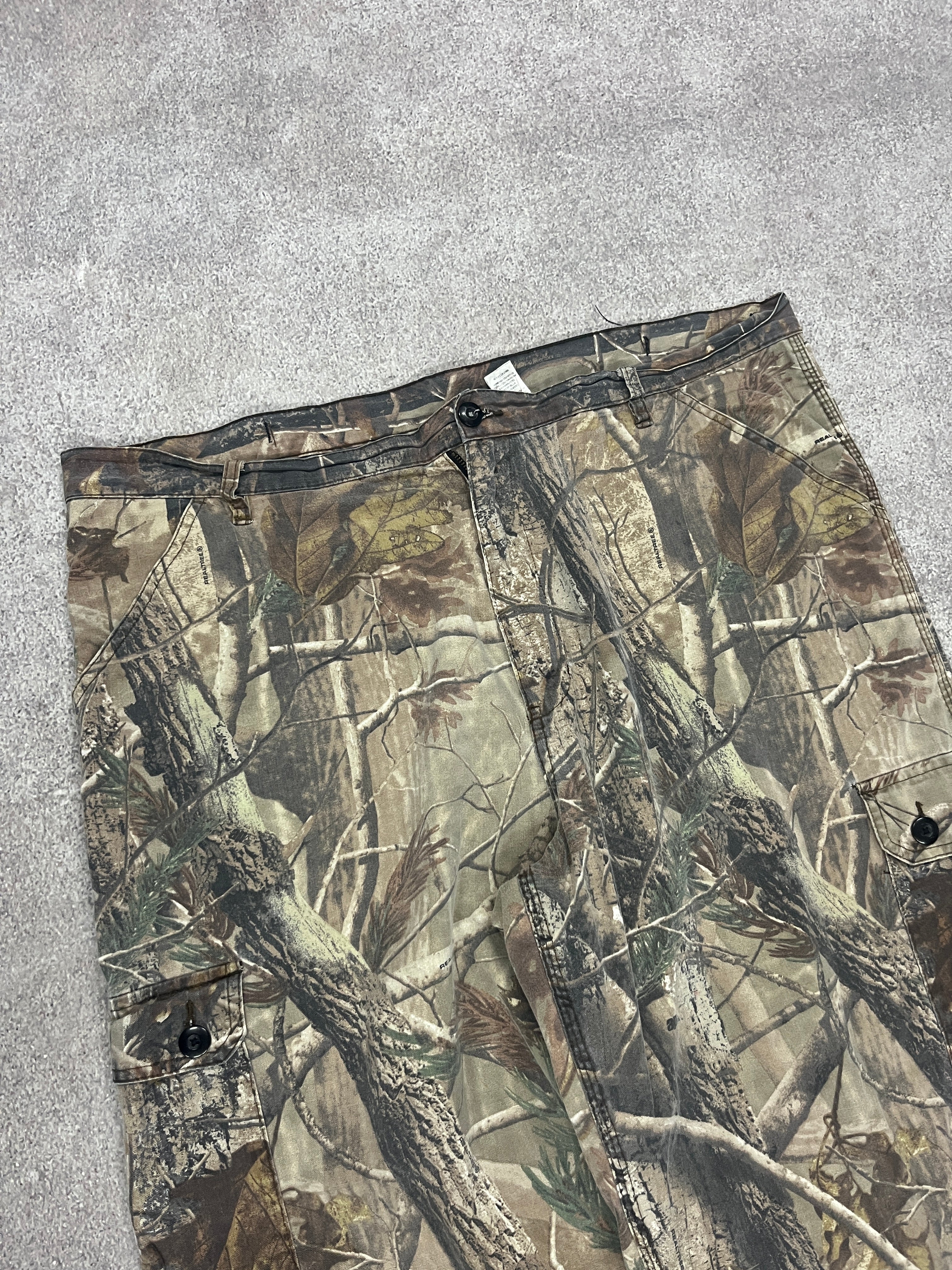 Vintage Forest Pants Camo  // W45 L31 - RHAGHOUSE VINTAGE