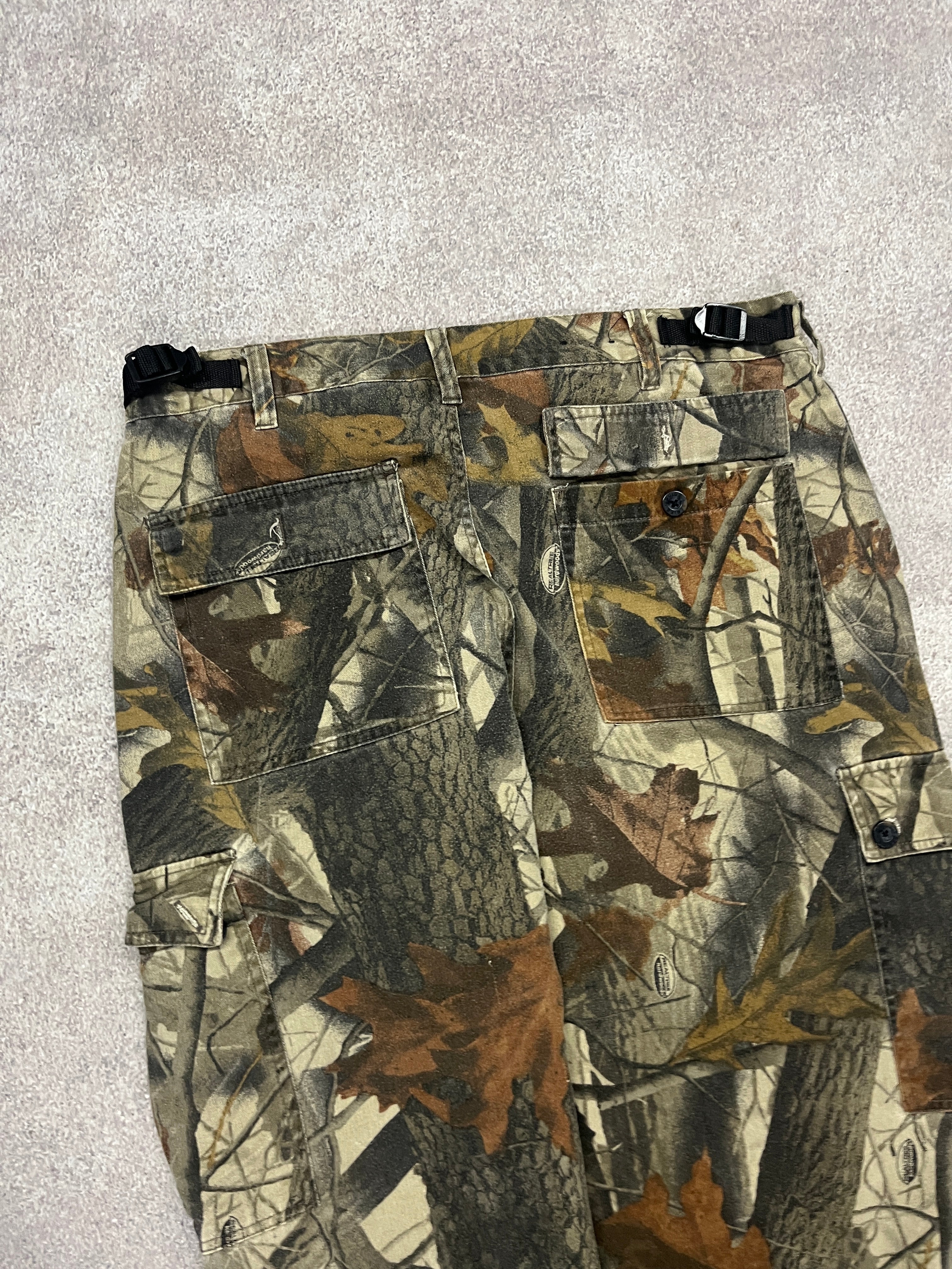 Vintage Forest Pants Camo  // W36 L30 - RHAGHOUSE VINTAGE