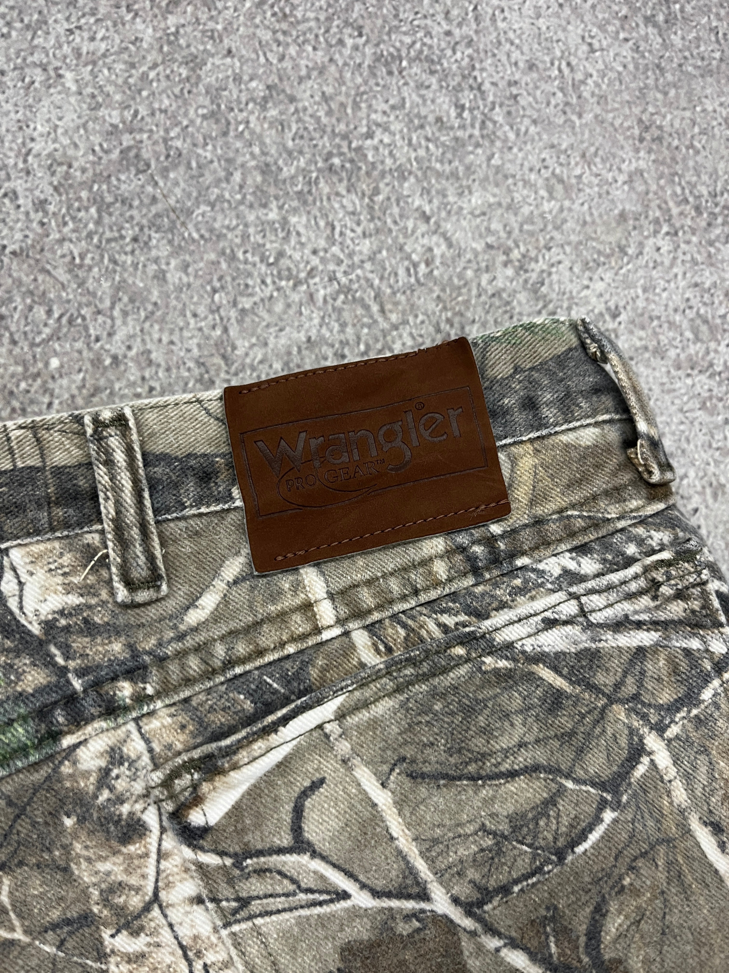 Vintage Forest Pants Camo  // W40 L30 - RHAGHOUSE VINTAGE