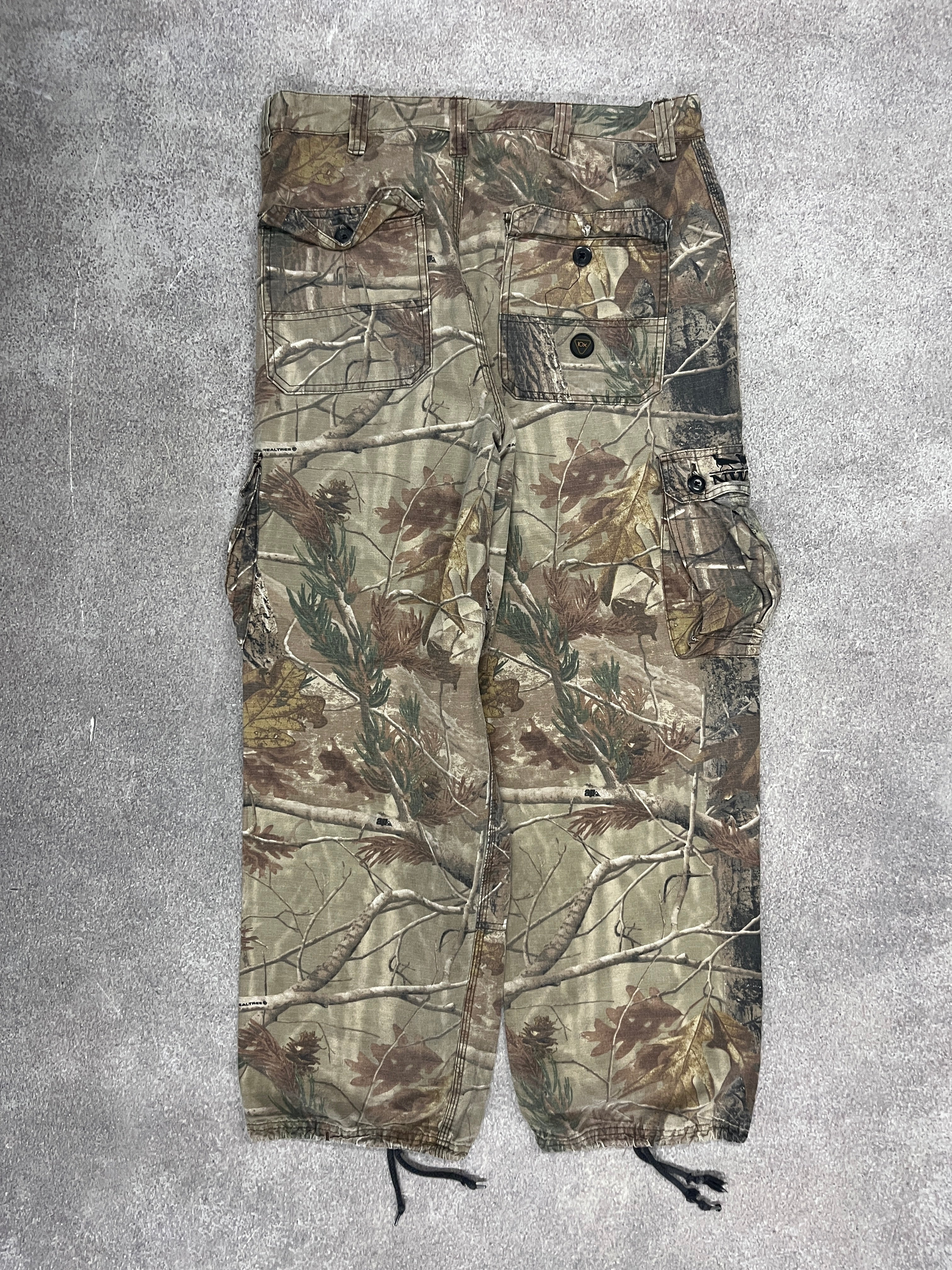 Vintage Forest Pants Camo  // W36 L29 - RHAGHOUSE VINTAGE