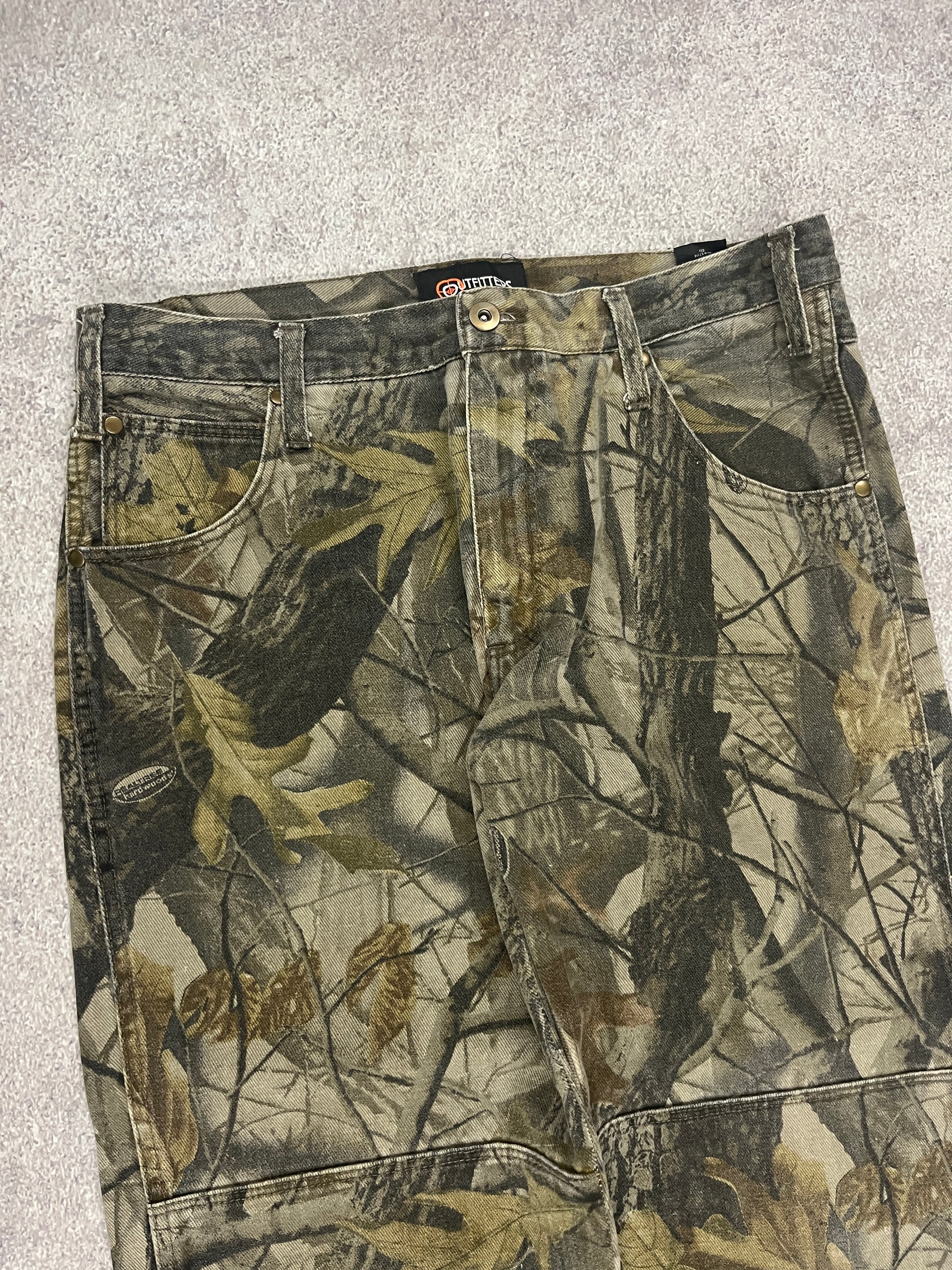 Vintage Forest Pants Camo  // W34 L29 - RHAGHOUSE VINTAGE