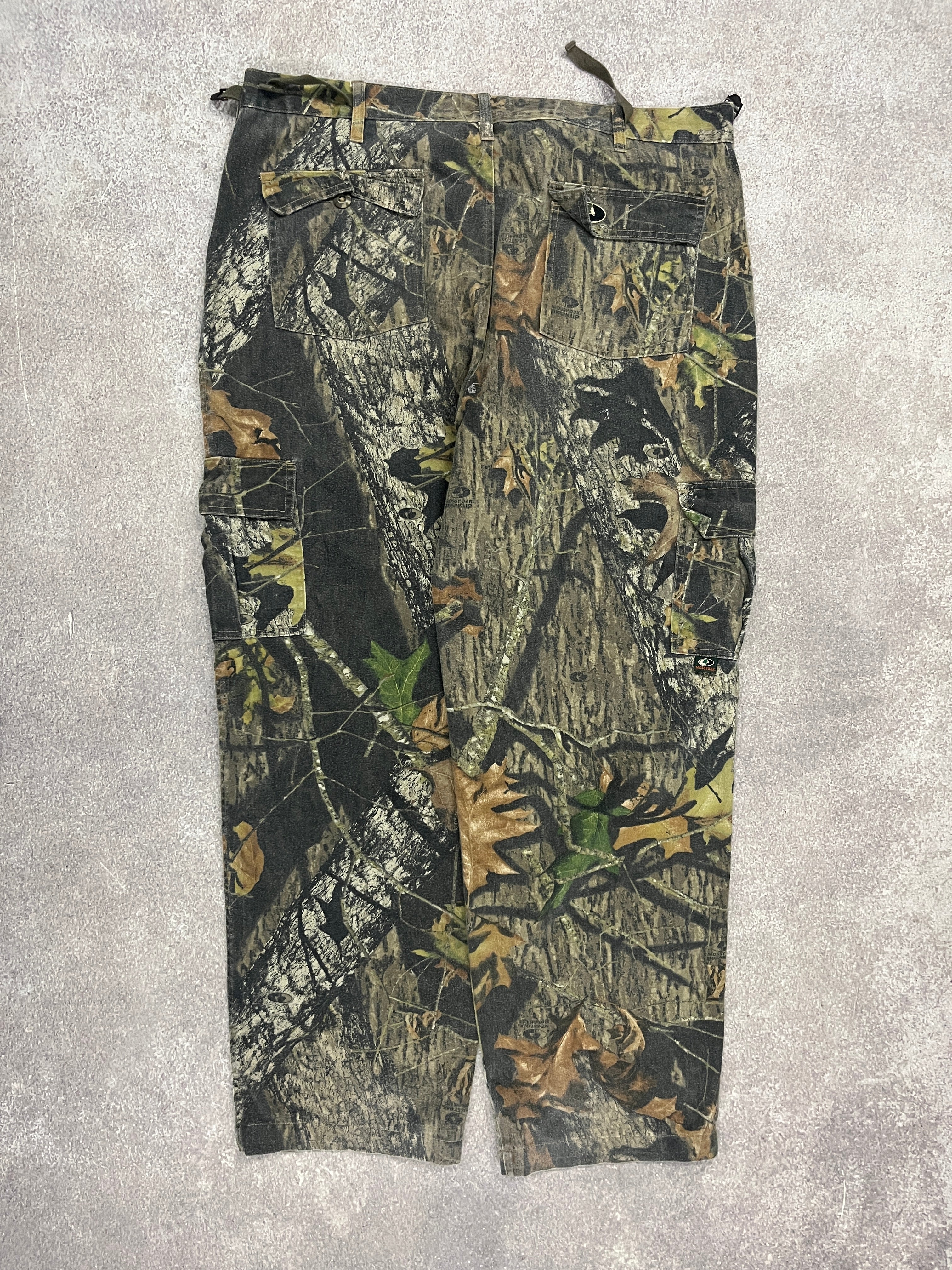 Vintage Forest Pants Camo  // W44 L32 - RHAGHOUSE VINTAGE