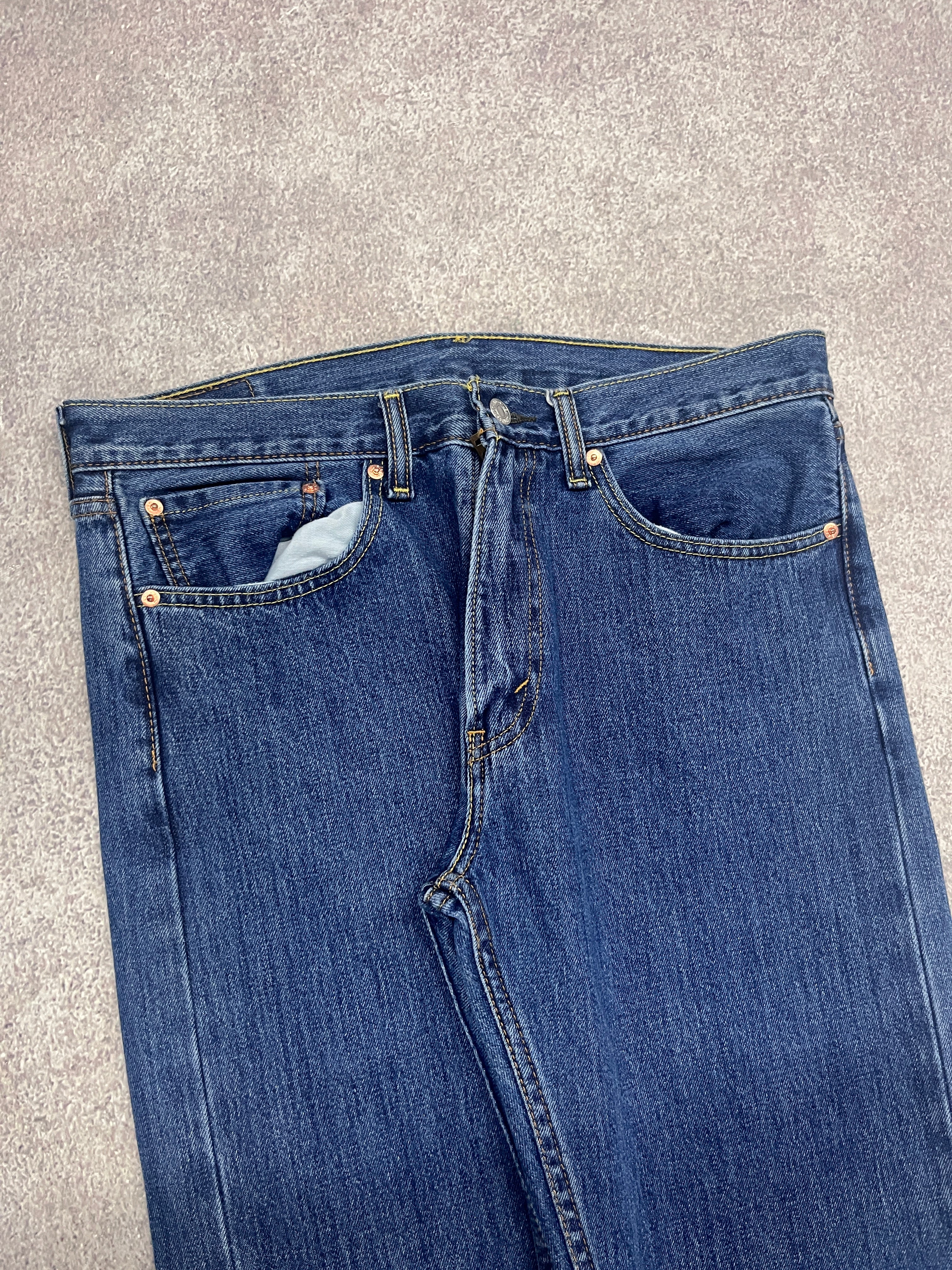 Vintage Levi 505 Denim Jeans Blue // W34 L32 - RHAGHOUSE VINTAGE