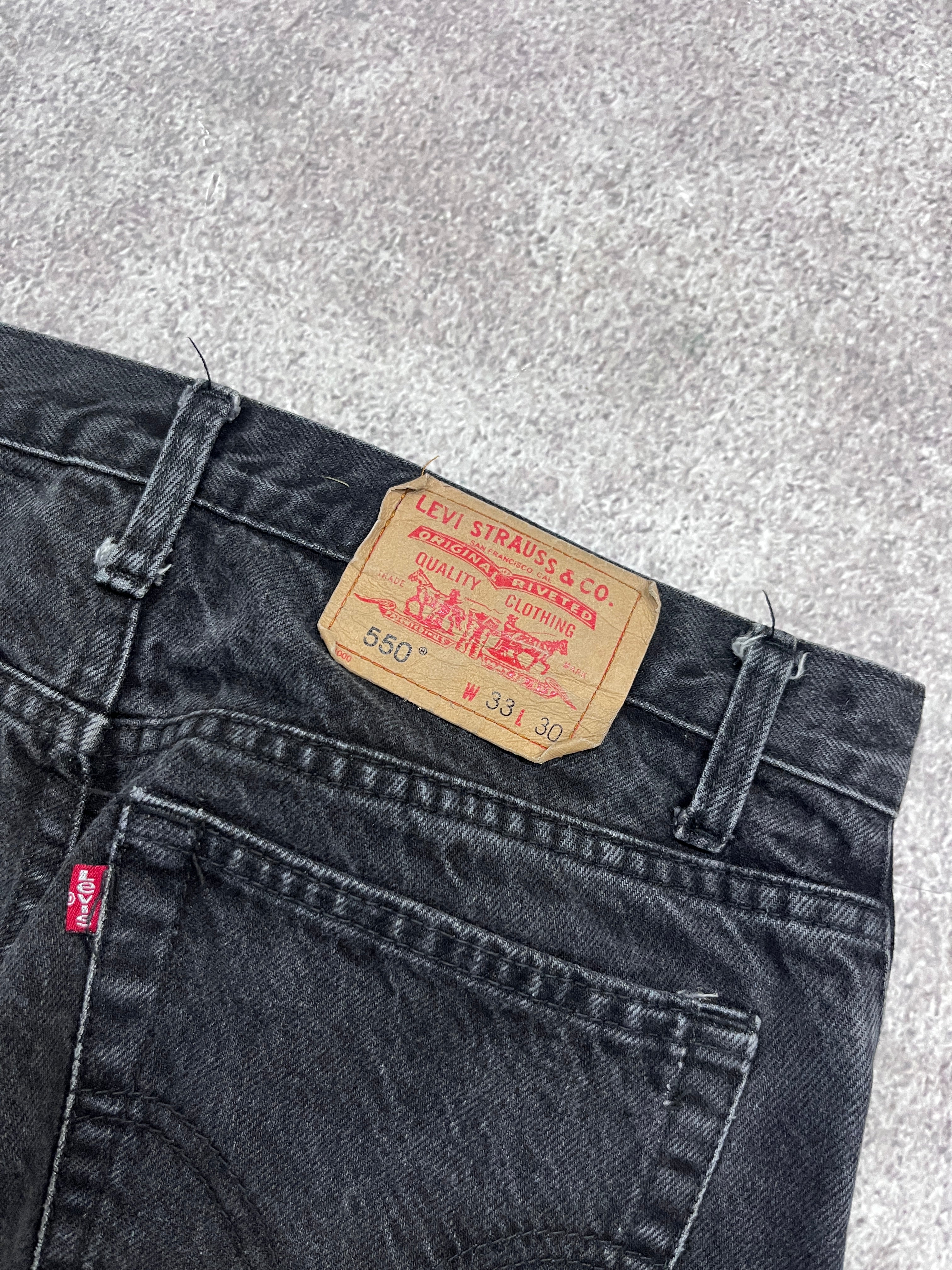 Vintage Levi 550 Denim Jeans // W33 L30 - RHAGHOUSE VINTAGE