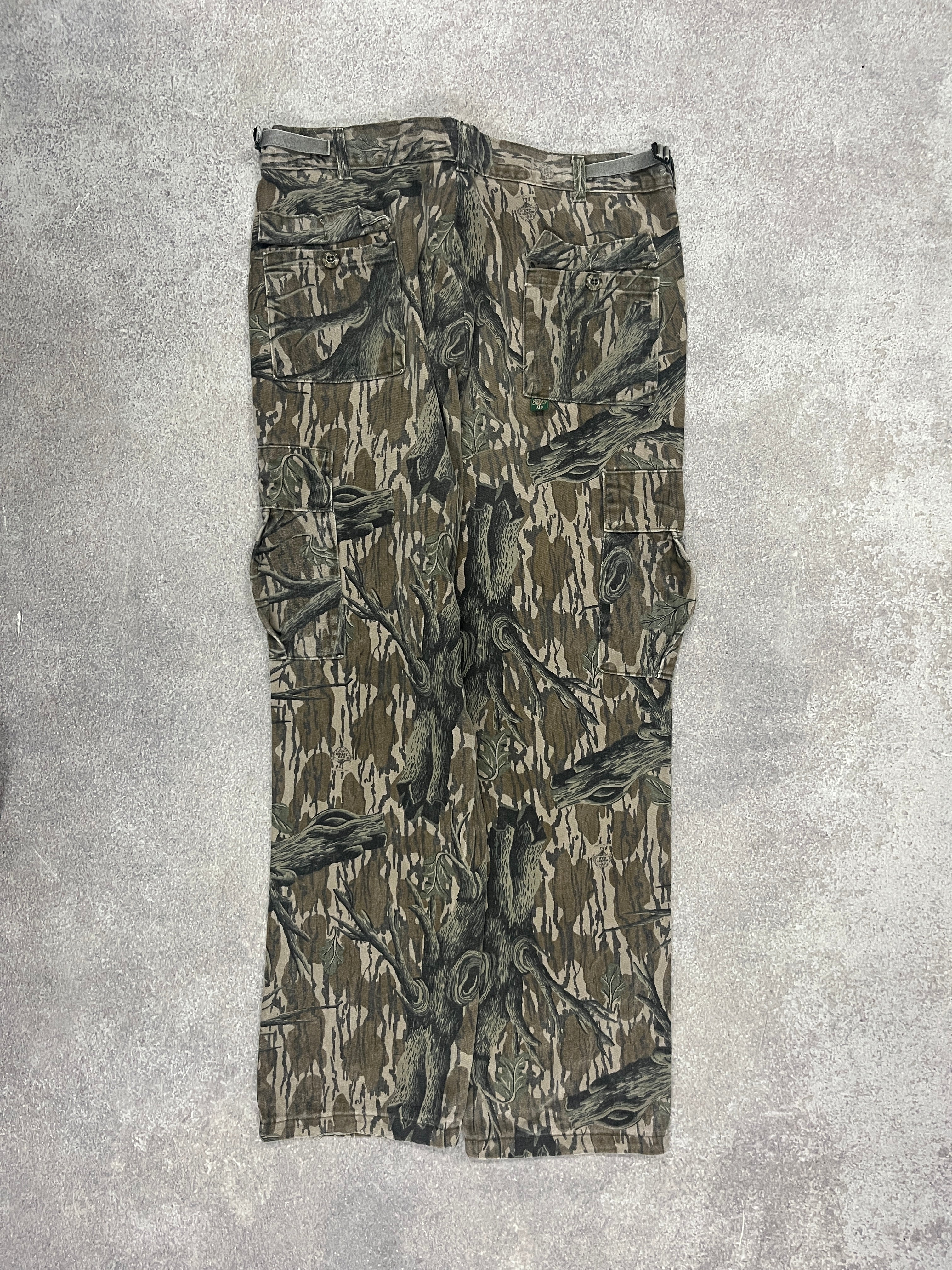 Vintage Forest Pants Camo  // W38 L31 - RHAGHOUSE VINTAGE