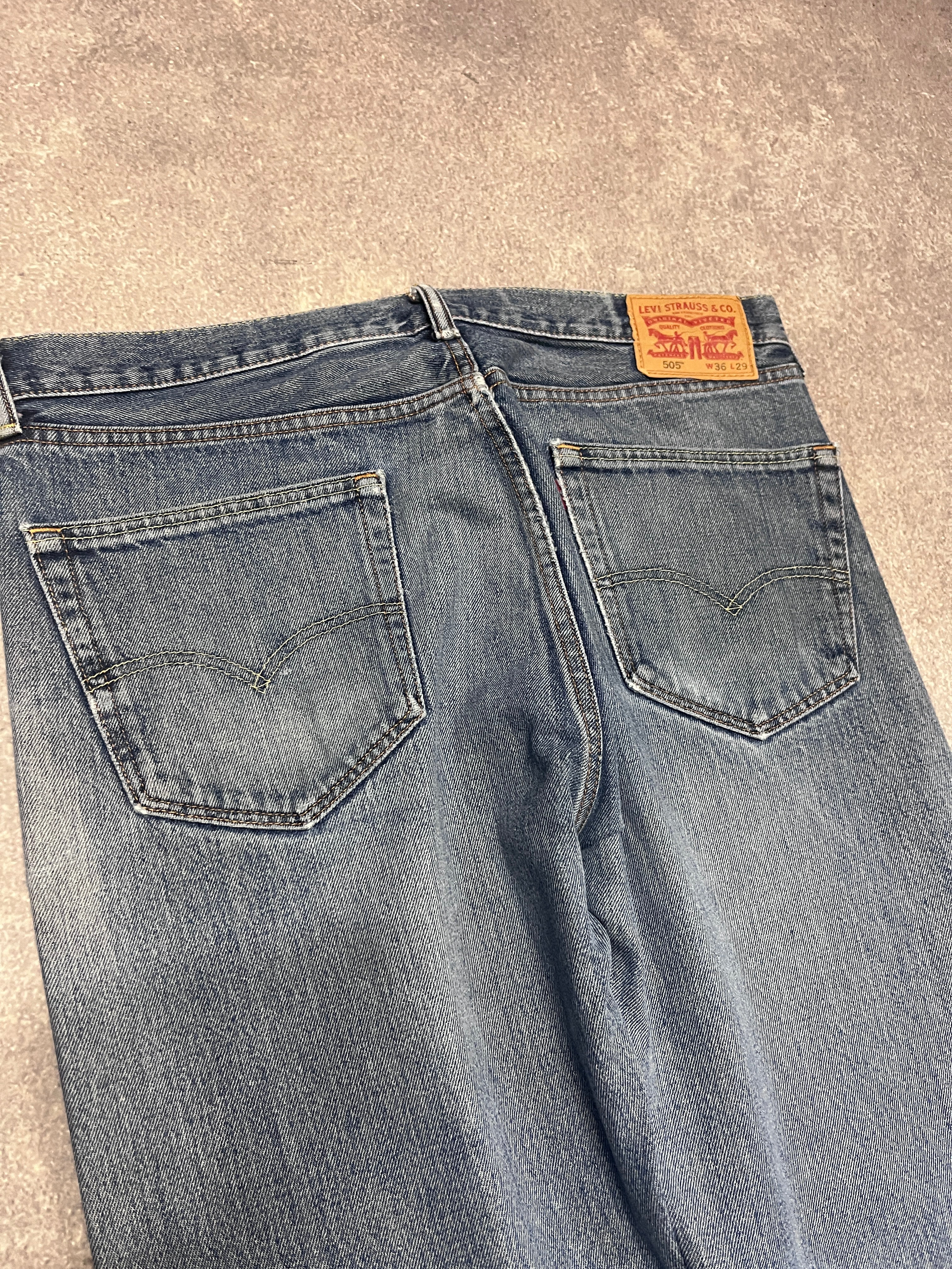 Vintage Levi 505 Denim Jeans Blue // W36 L29 - RHAGHOUSE VINTAGE
