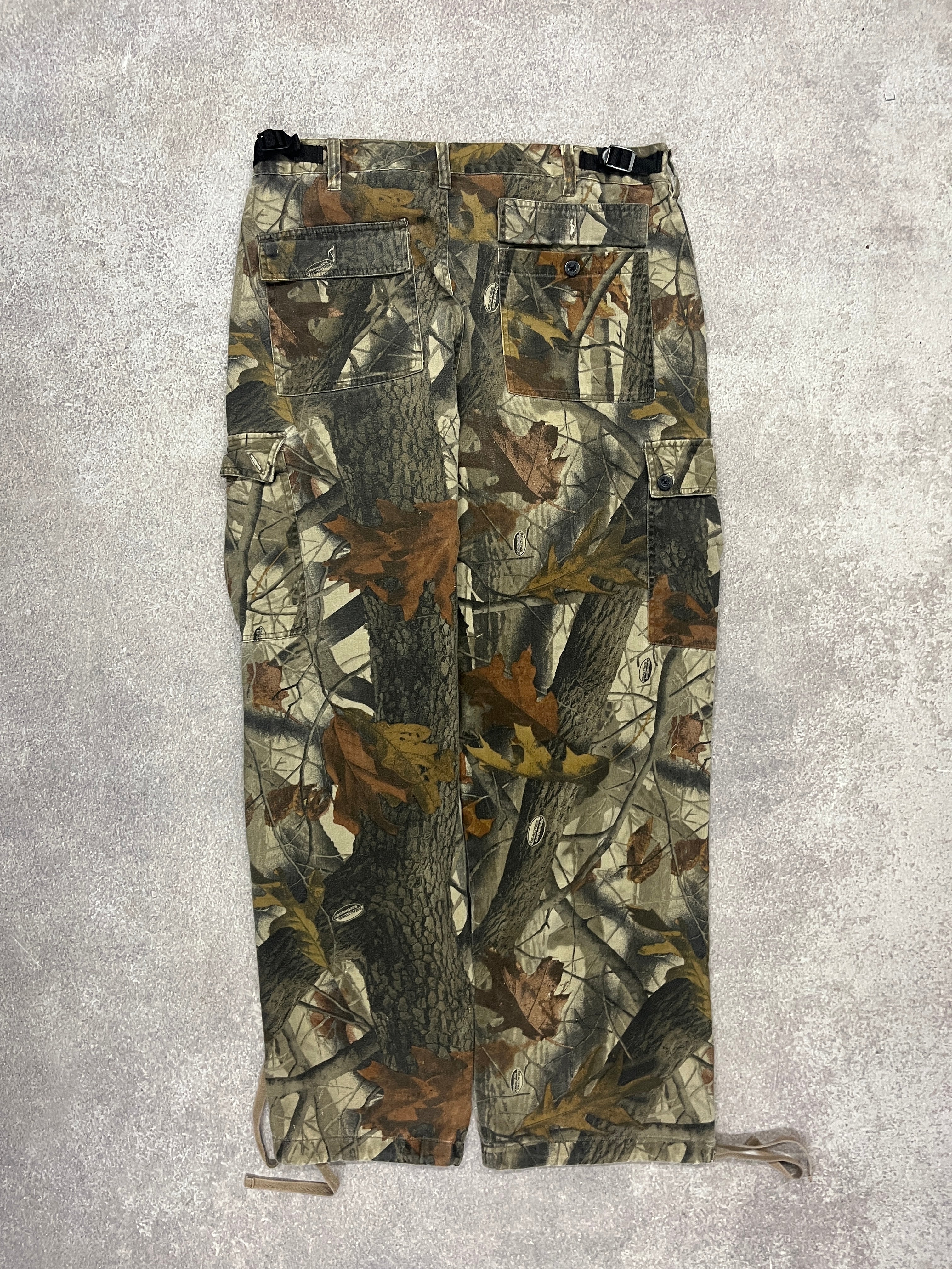 Vintage Forest Pants Camo  // W36 L30 - RHAGHOUSE VINTAGE