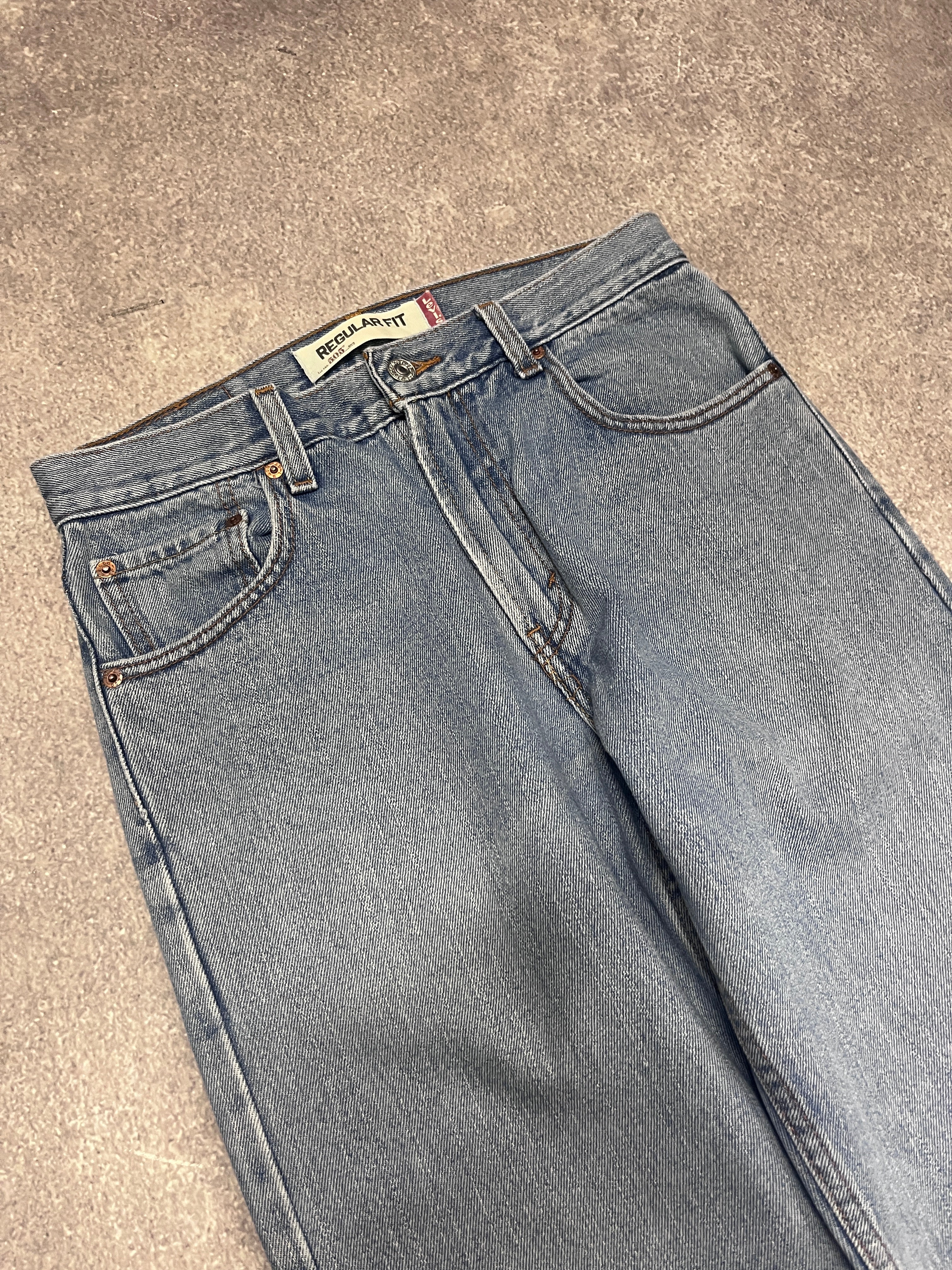 Vintage Levi 505 Denim Jeans Blue // W23 L32 - RHAGHOUSE VINTAGE