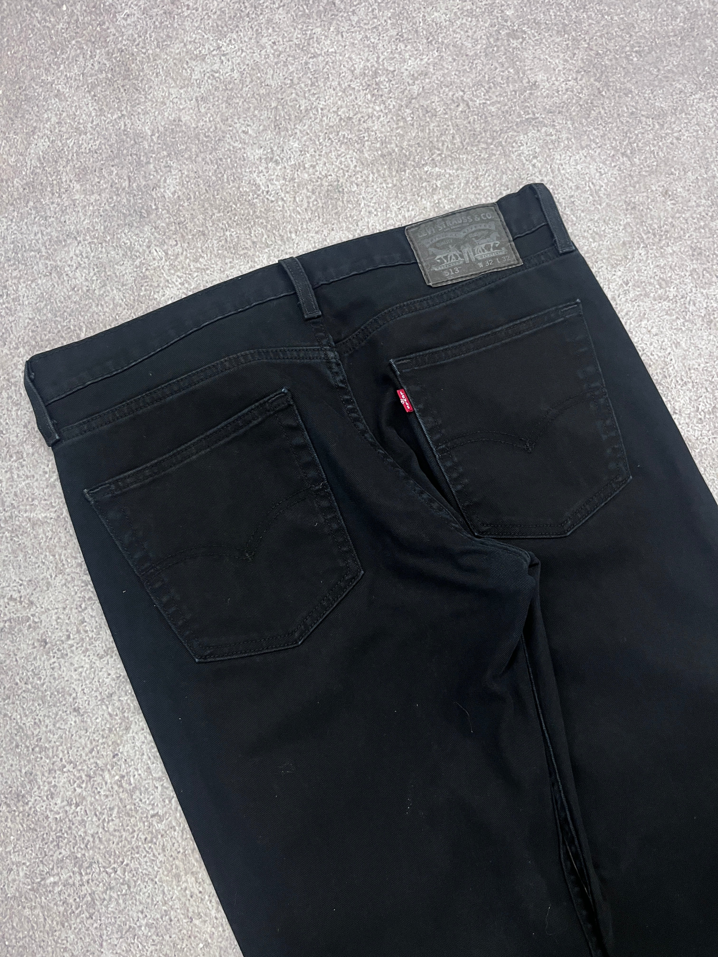 Vintage Levi 513 Denim Jeans Black // W32 L32 - RHAGHOUSE VINTAGE