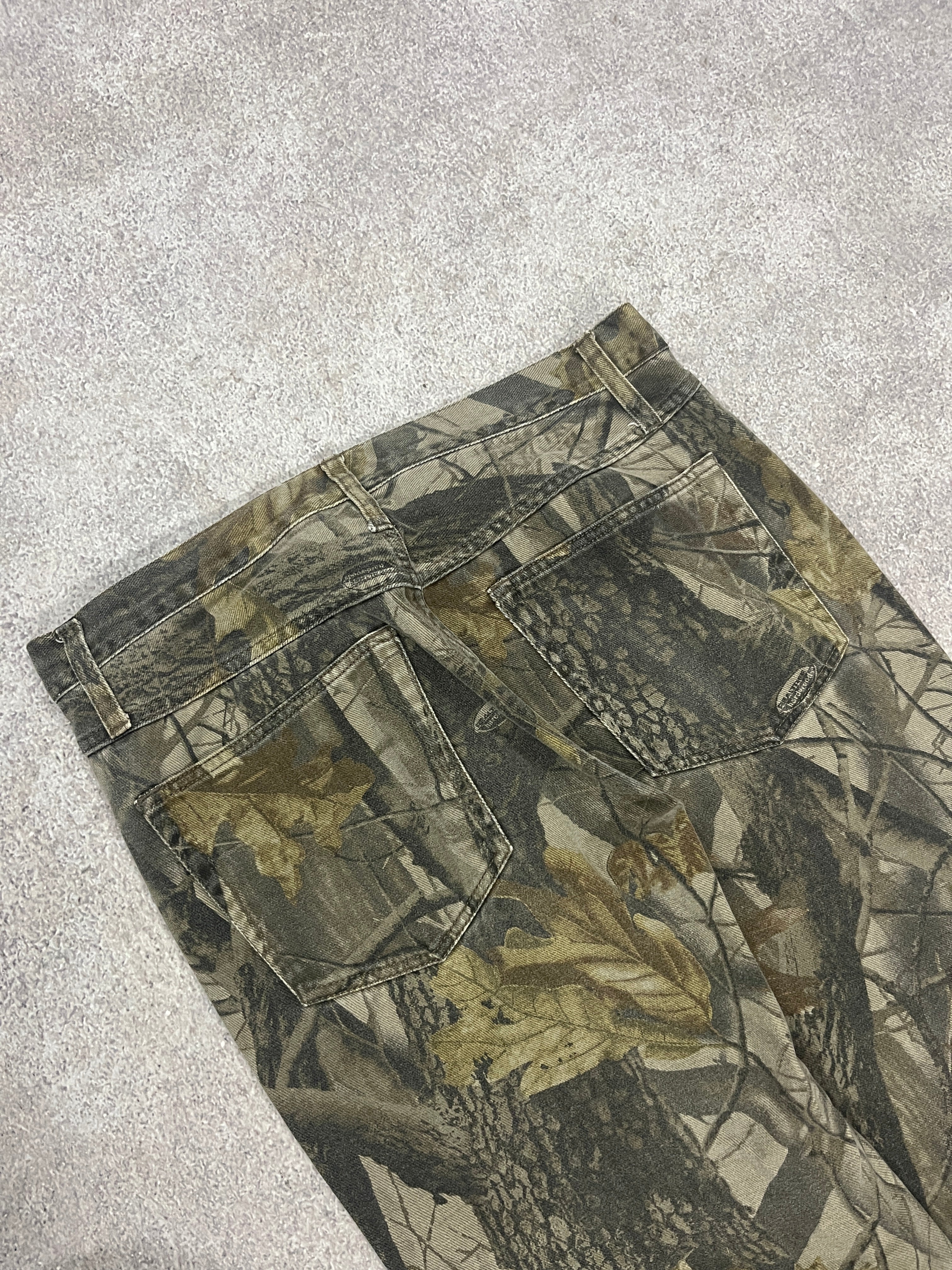 Vintage Forest Pants Camo  // W34 L29 - RHAGHOUSE VINTAGE