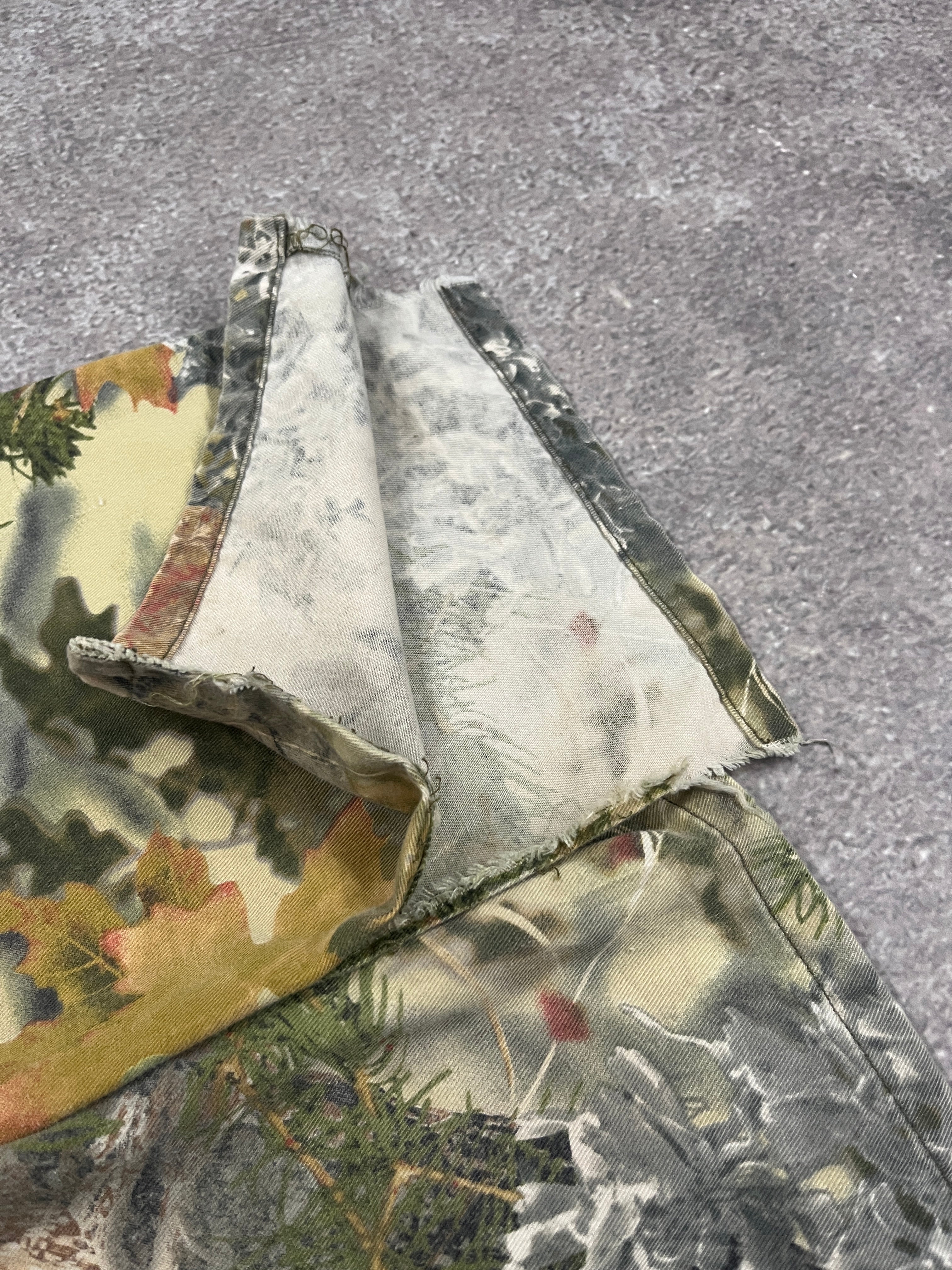 Vintage Forest Pants Camo  // W32 L31 - RHAGHOUSE VINTAGE