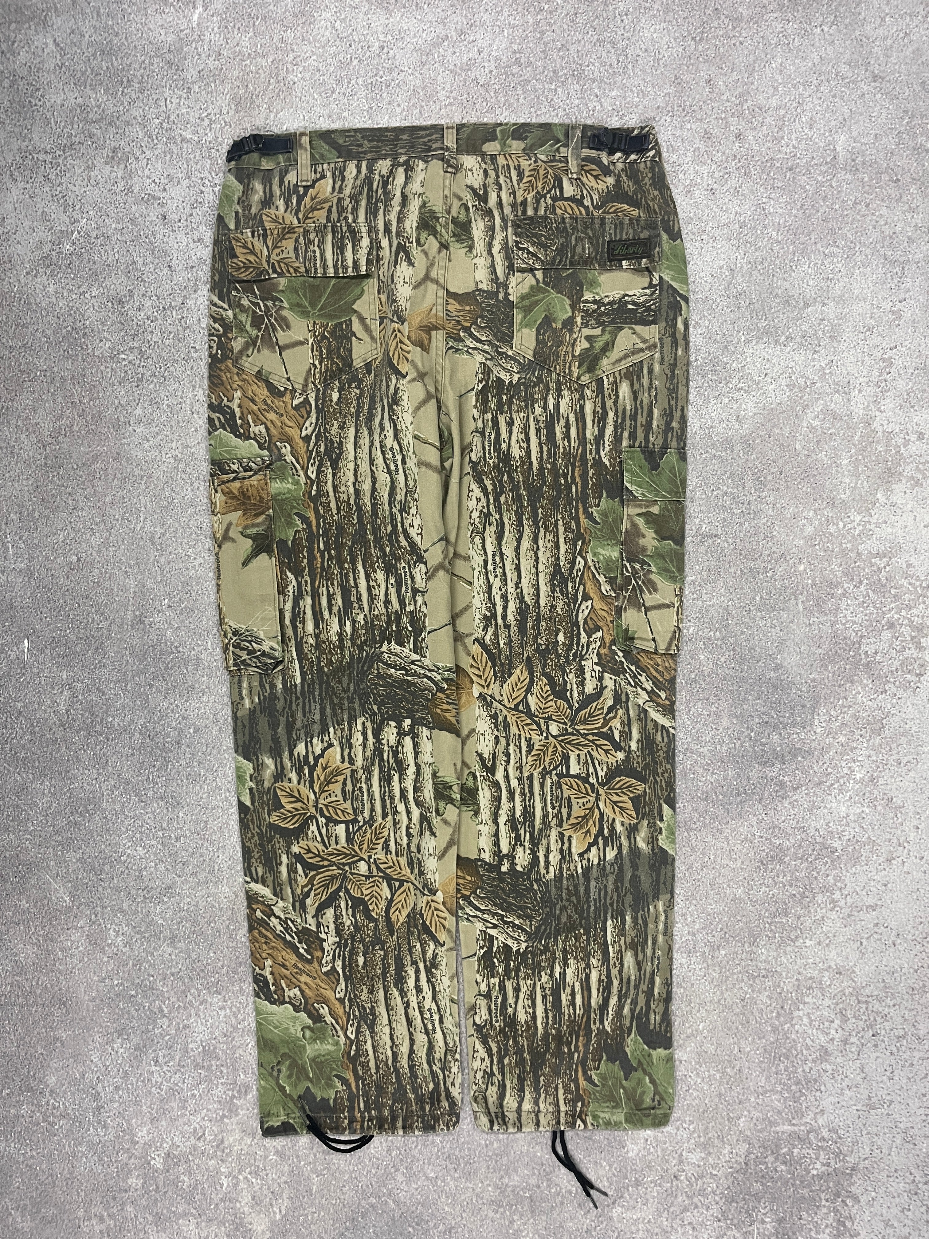 Vintage Forest Pants Camo  // W38 L31 - RHAGHOUSE VINTAGE