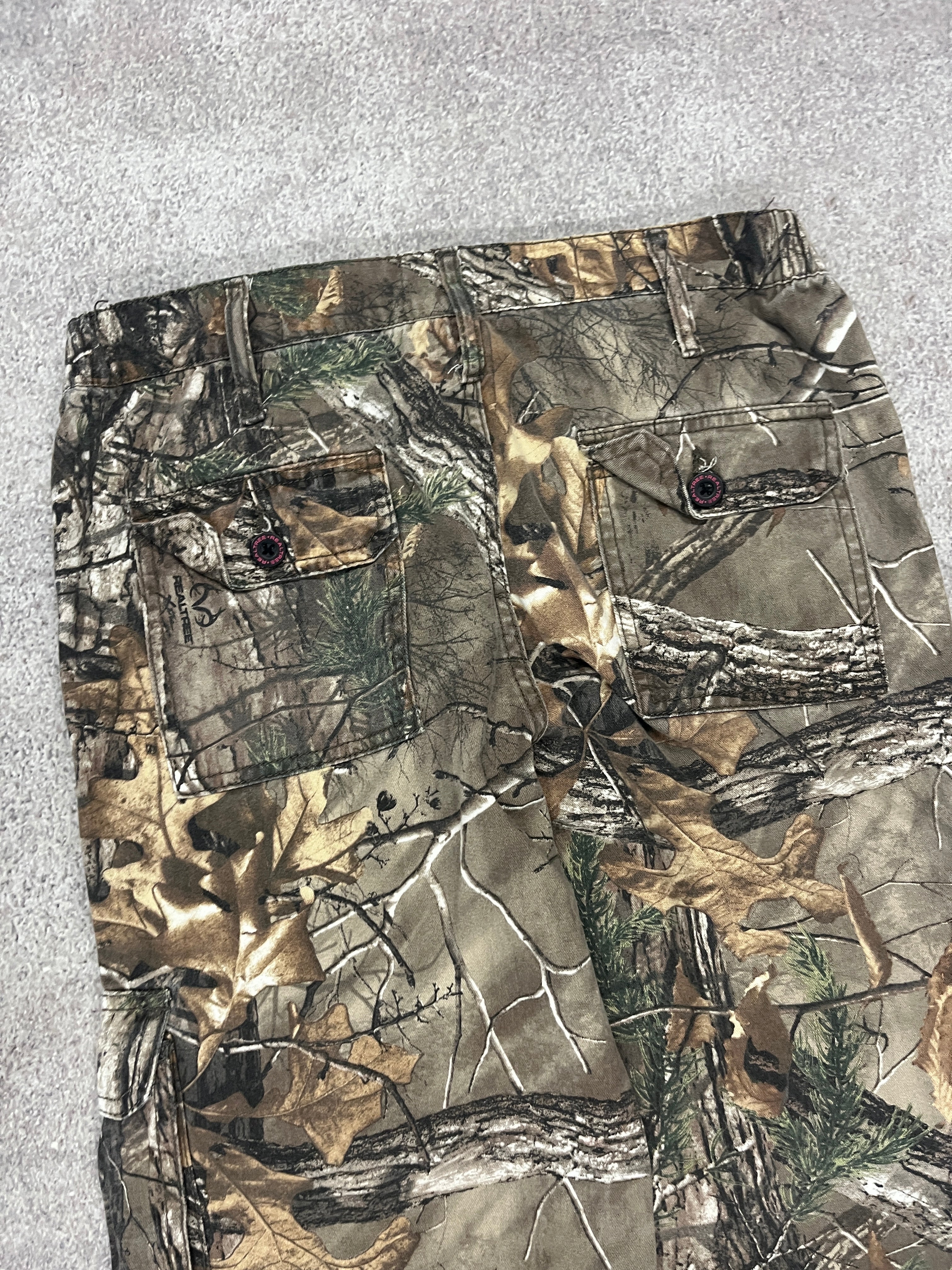 Vintage Forest Pants Camo  // W31 L30 - RHAGHOUSE VINTAGE