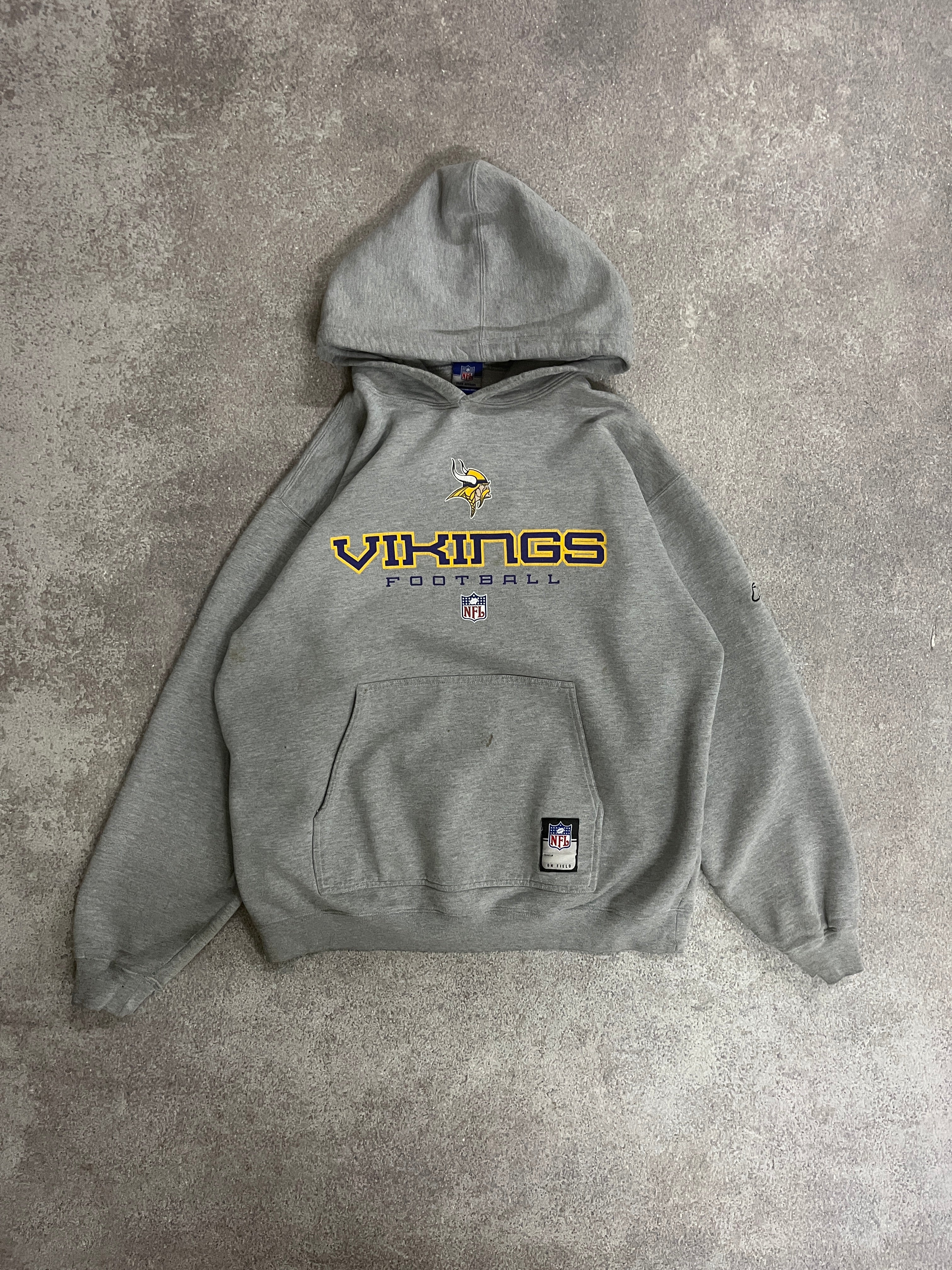 Vintage Vikings Football Hoodie Grey // Medium - RHAGHOUSE VINTAGE