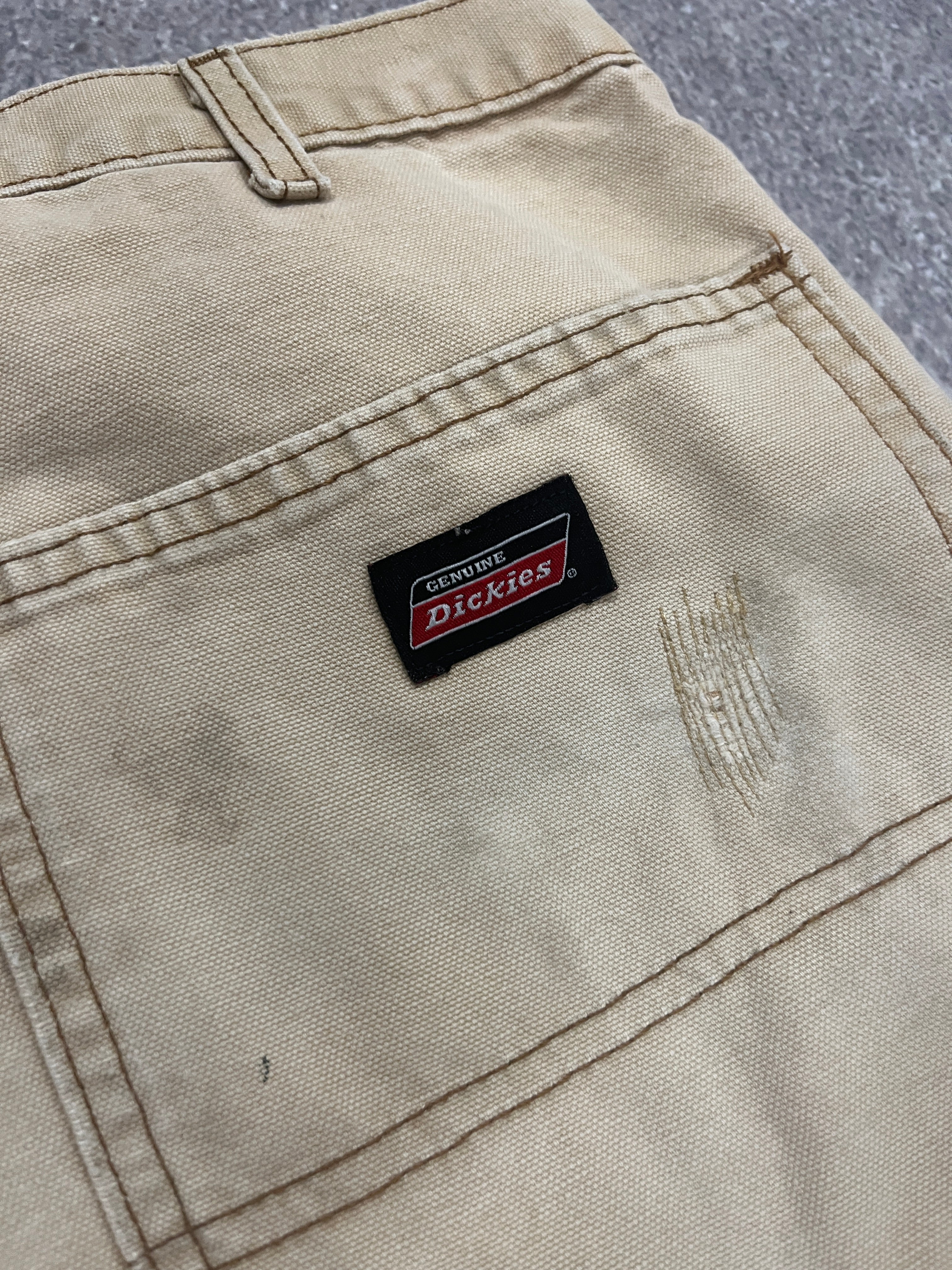 Vintage Dickies Pants Beige // W33 L29 - RHAGHOUSE VINTAGE