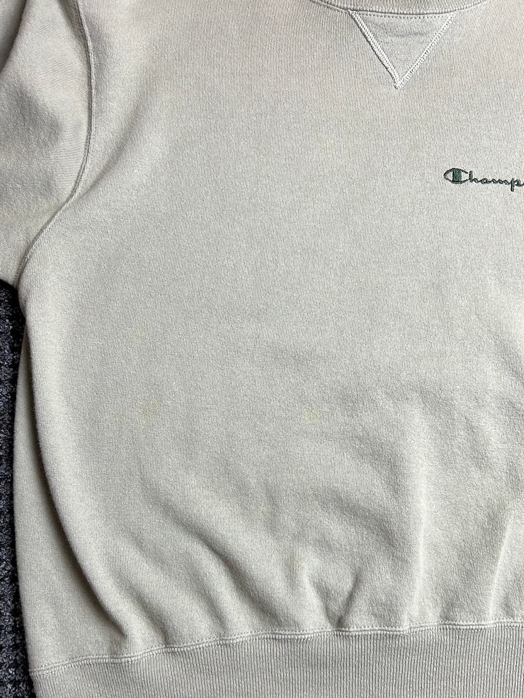 Champion Embroidered Logo Sweatshirt Brown // Medium - RHAGHOUSE VINTAGE